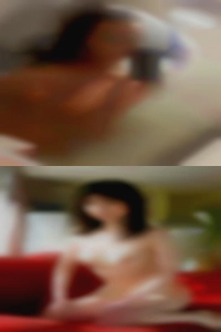 Liking the sexiest horny girls pussy.